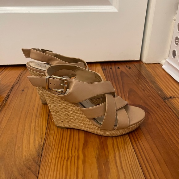 Tan Wedges